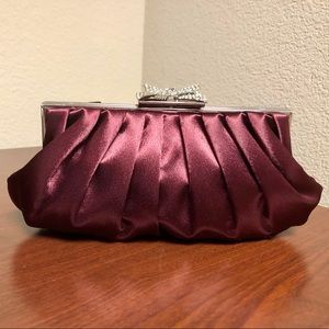 New! Sondra Roberts Satin Pleated Jewel Bow Cltch